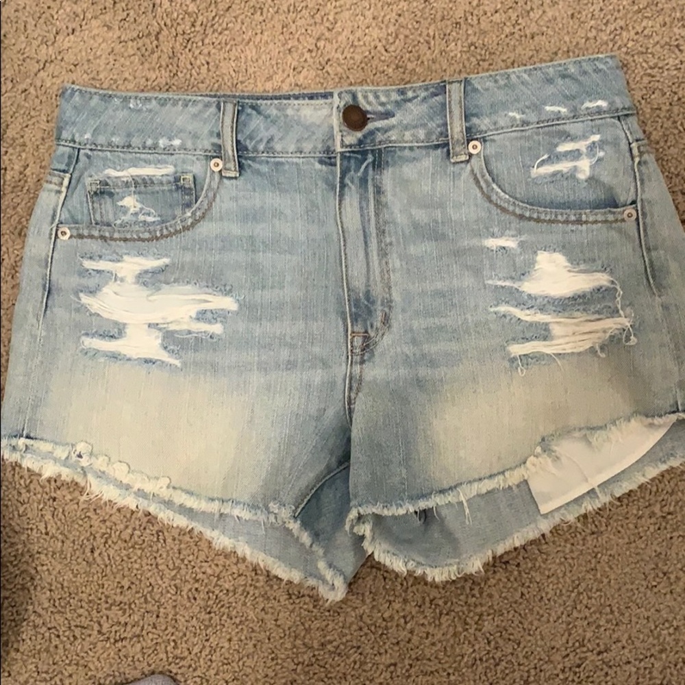 American eagle high rise distressed denim shorts